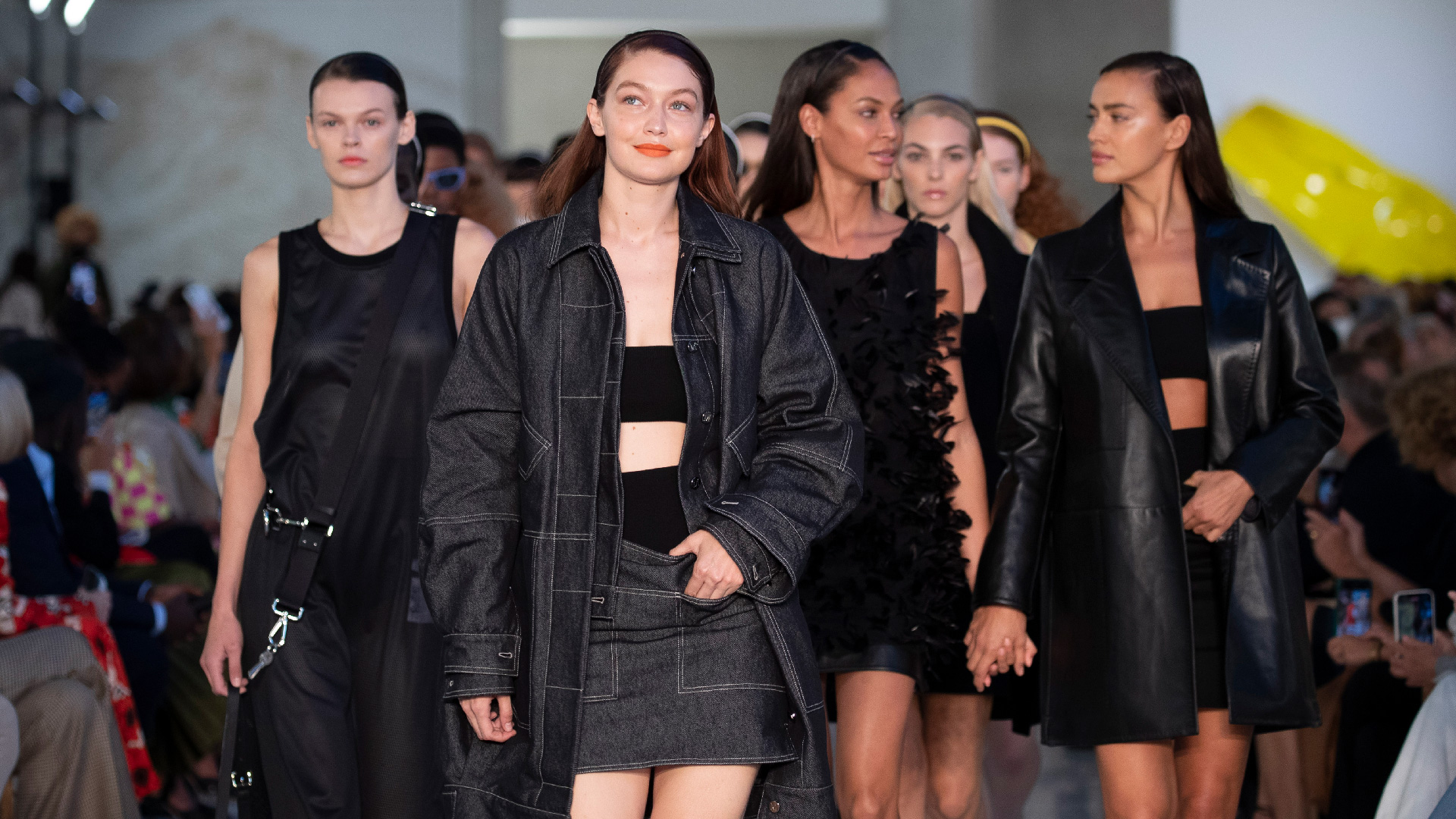 Runway Show Ss22 Max Mara Runway Show Ss22 Max Mara